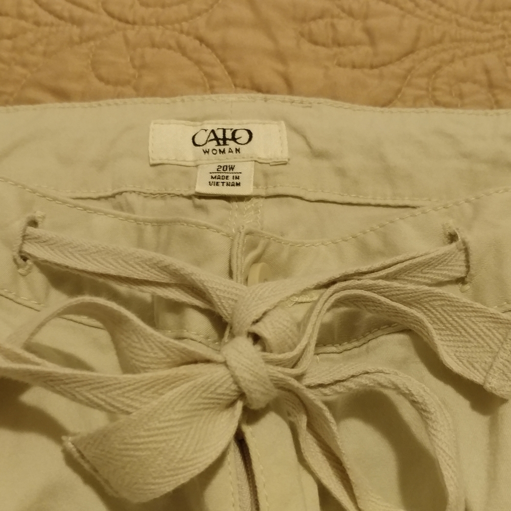 Baggellini purse, Levi jeans, plus size shirt